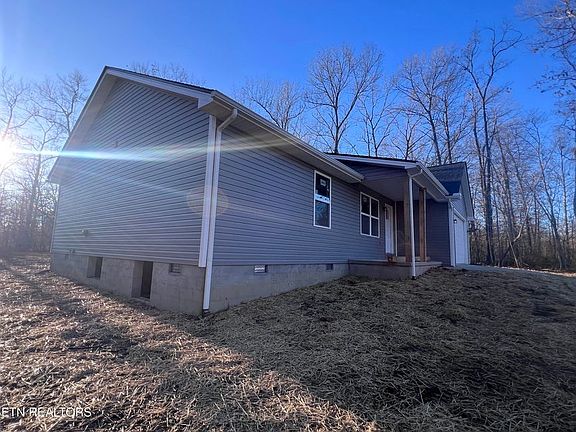 4th image of 512 Saint Anthony Dr