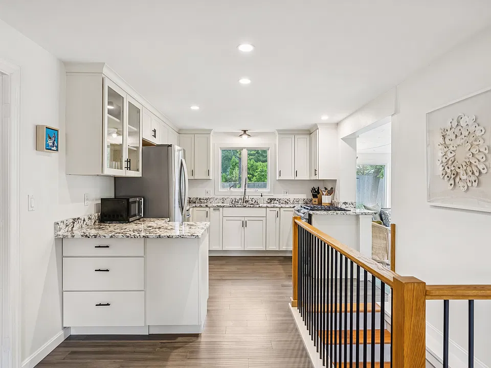 14 Hammond Rd