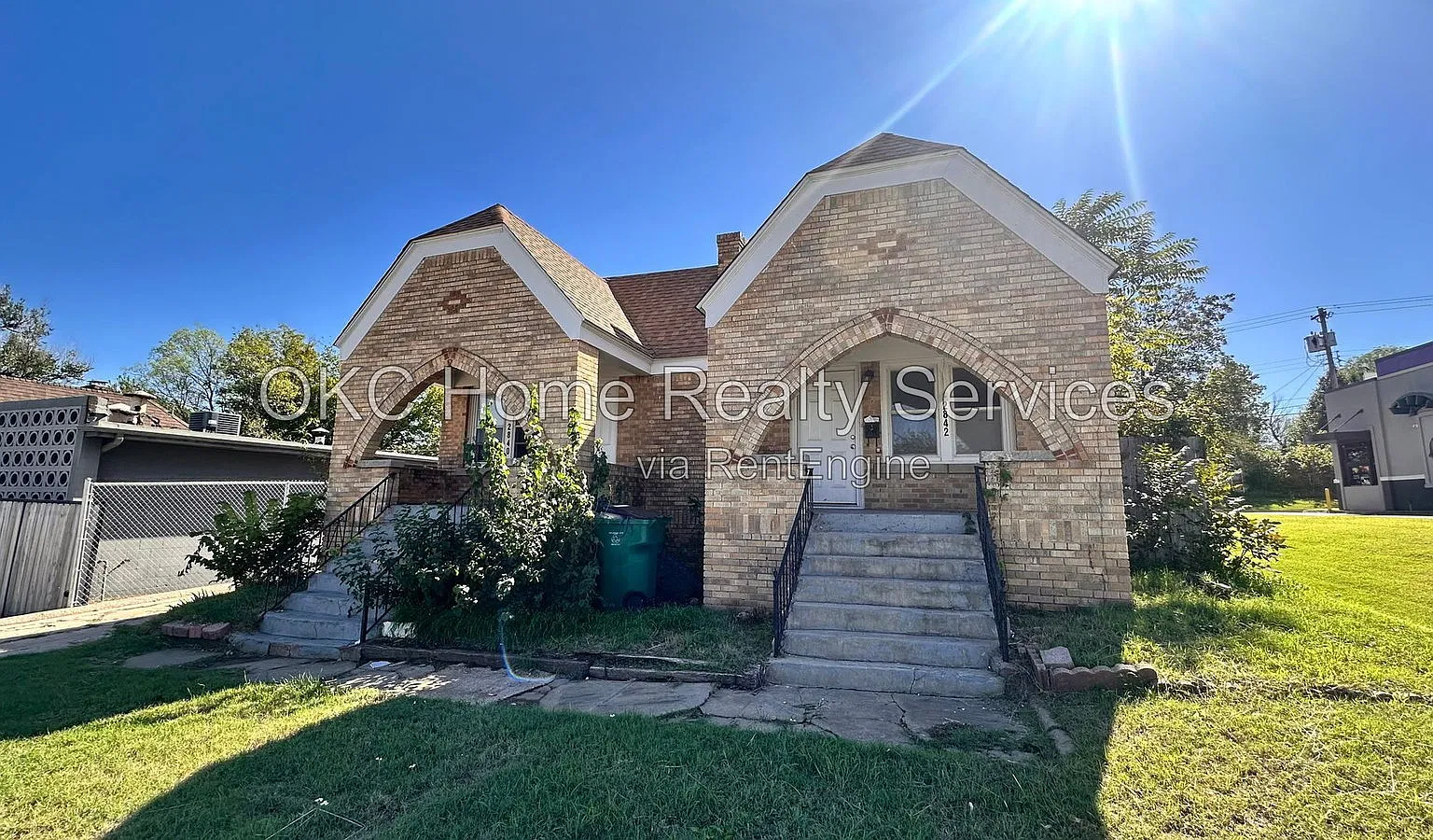 2 bed, 1.0 bath, 1058 sqft, $900 — Photo 1