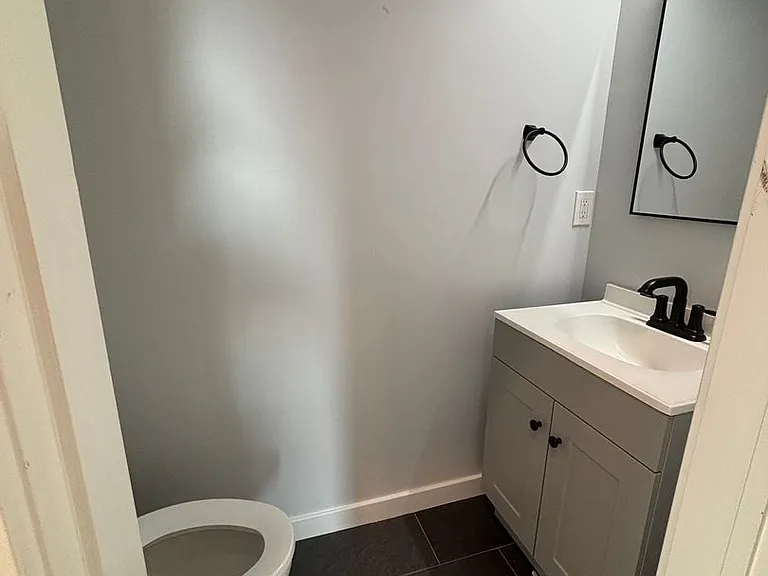 2301 Frankford Ave — Photo 47