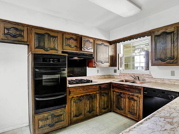 Kitchen_2