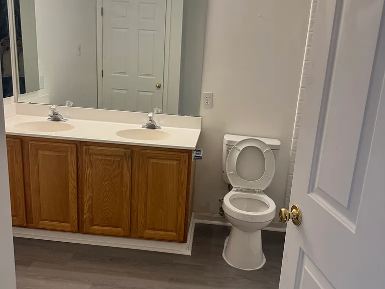 46 Coachlight Dr — Photo 30