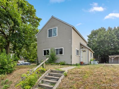 1440 College Ave NE, Grand Rapids, MI, 49505