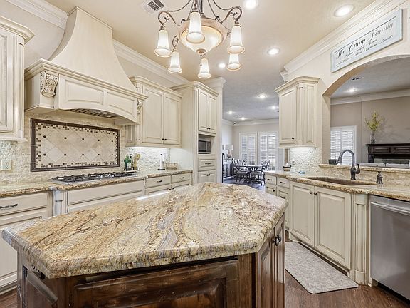 5th image of 6470 Claybourn Dr