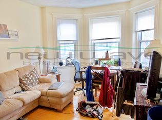 19 Queensberry St APT 10, Boston, MA 02215