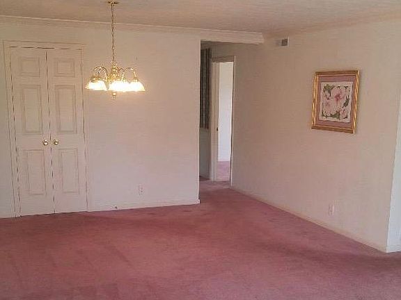 3rd image of 706 Donard Park Ave