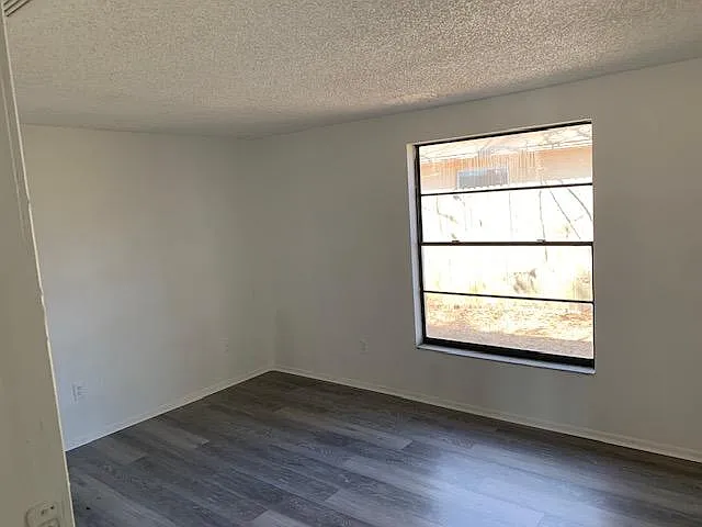 9601 Shalimar Ct — Photo 10