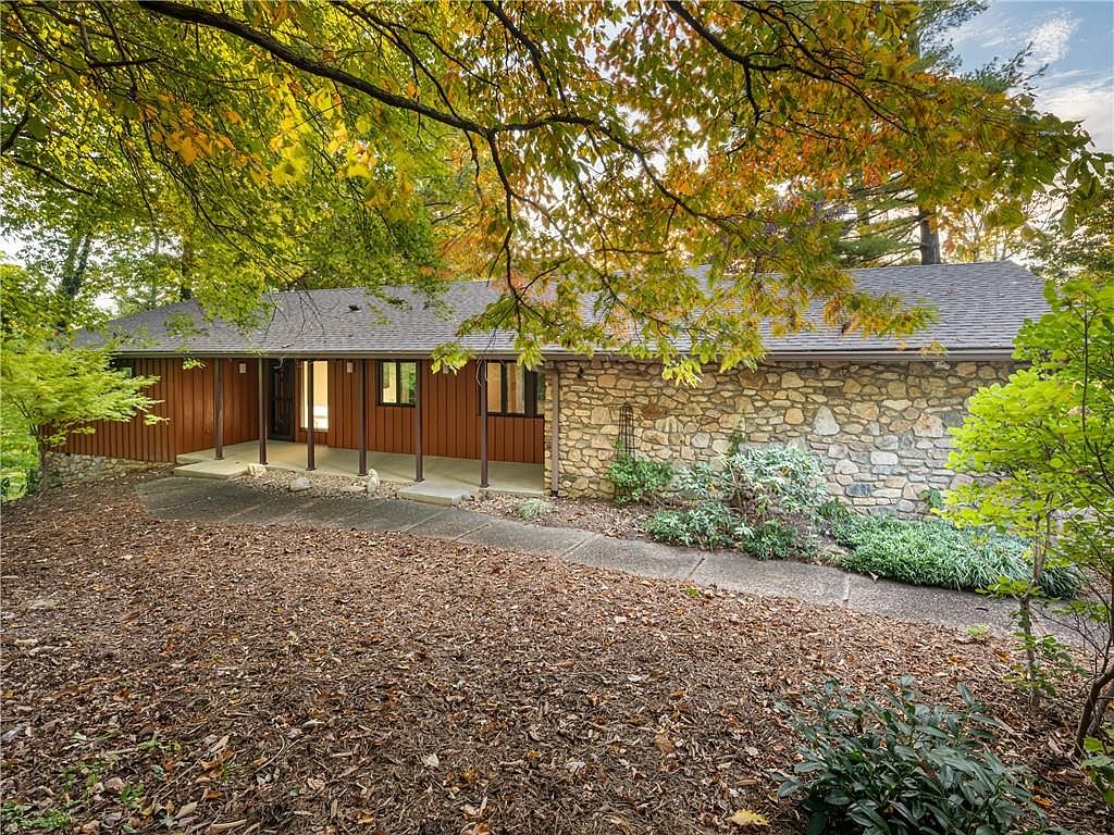 13 Kent Pl Asheville NC 28804 Zillow