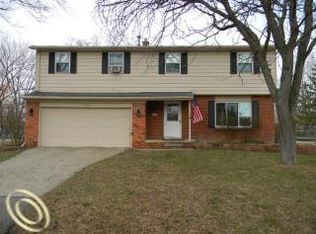 1413 Morningdove, Wixom, MI 48393