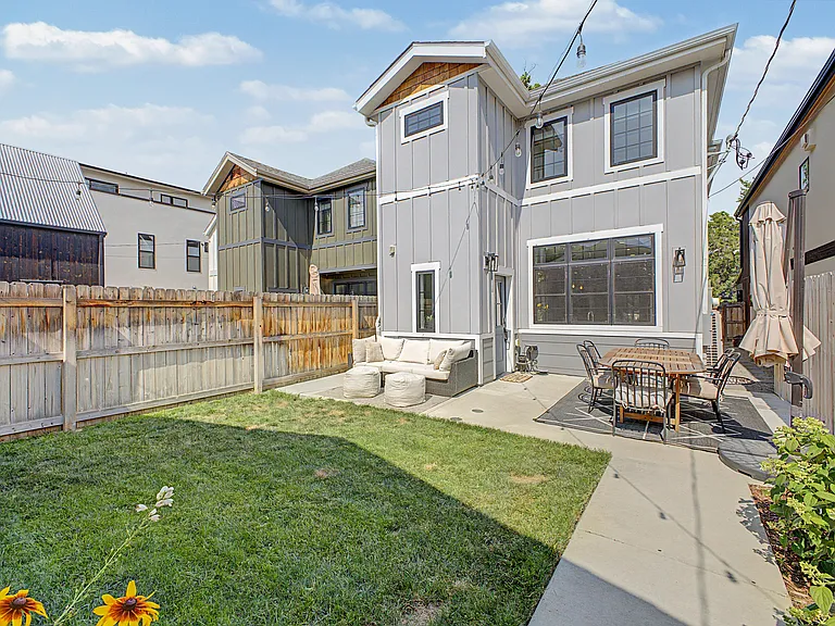 1371 Raleigh St — Photo 36