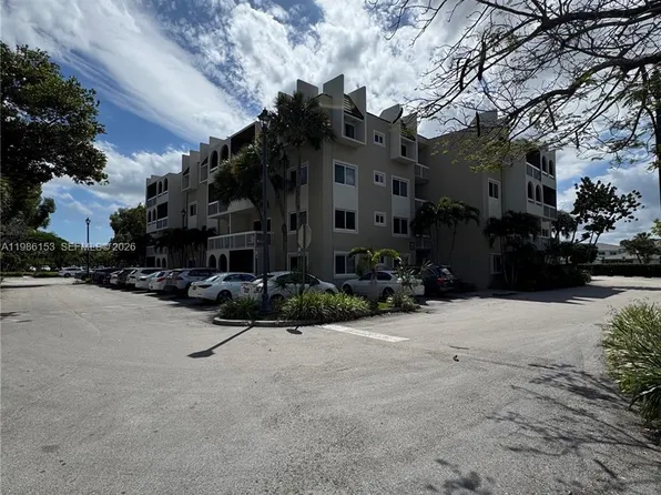 7920 Camino Real, Miami, FL