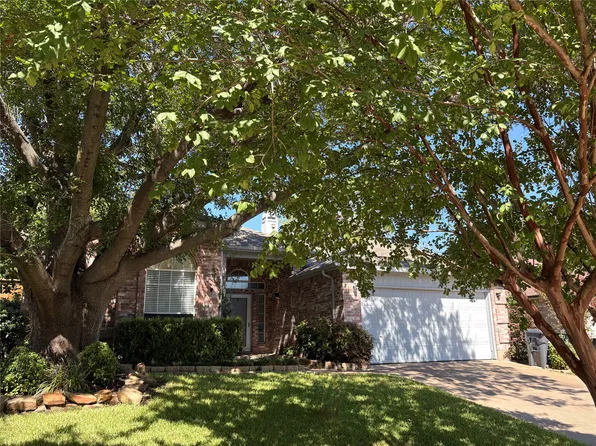 5209 Rio Bravo Dr, Arlington, TX 76017
