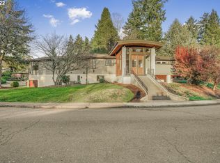 2730 SW West Point Ave, Portland, OR 97225