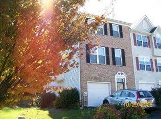 32 Emandan Ln, Hockessin, DE 19707