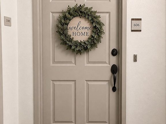 5th image of 1478 RIVERPLACE Boulevard #606