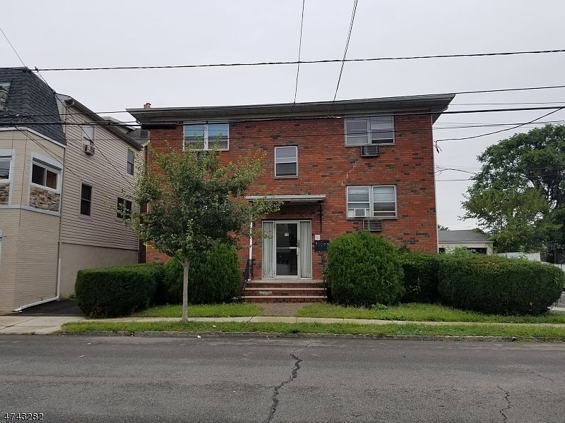 1st image of 75 Florence Ave APT 4F