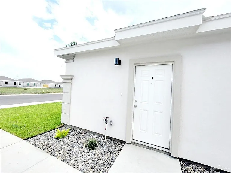 5805 Swallow Ave #3 — Photo 3
