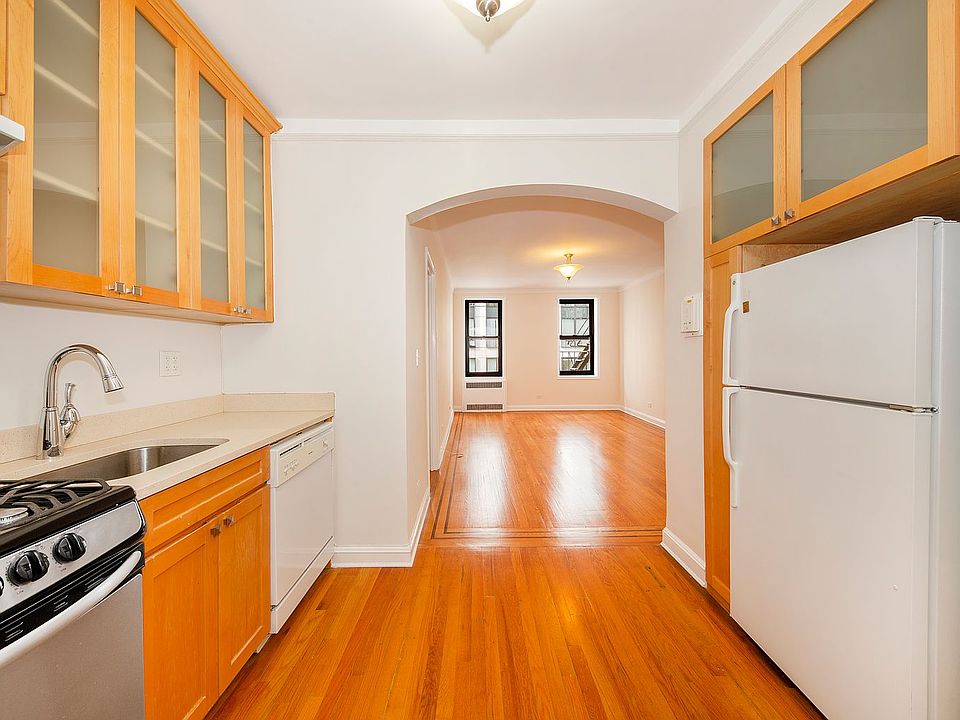 1st image of 95 Lexington Ave APT 5J