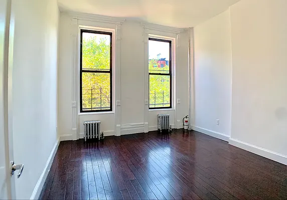Rented by Arden Realty Corp. | media 4
