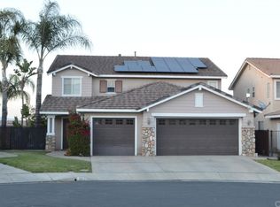 807 Bridgewood St, Corona, CA 92881