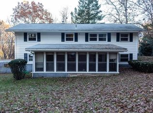 469 Lydia Ave, Woonsocket, RI 02895