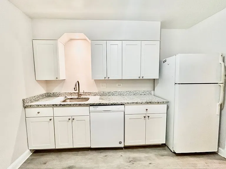 - 4534 Avondale Street — Photo 43