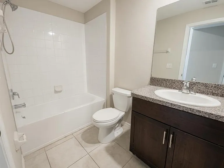 838 Olive Conch St — Photo 6