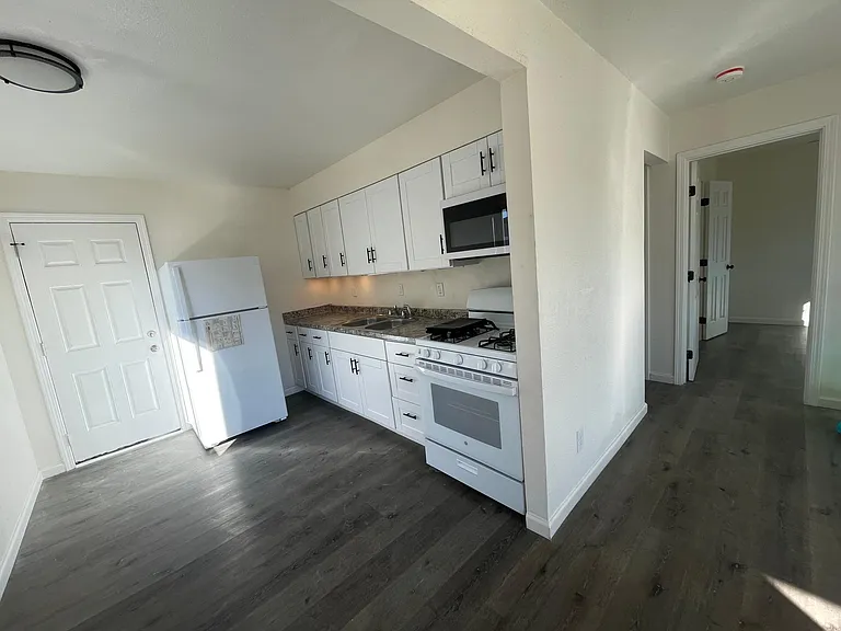 5603 Arboga Rd #B — Photo 3