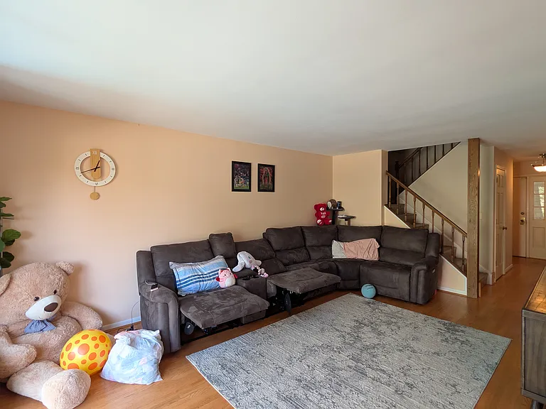 424 Mallard Dr — Photo 6
