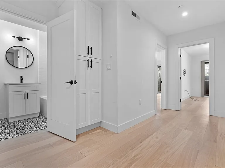 143 Trenton St #1 — Photo 9