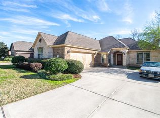 208 Wyndemere Dr, Montgomery, TX 77356