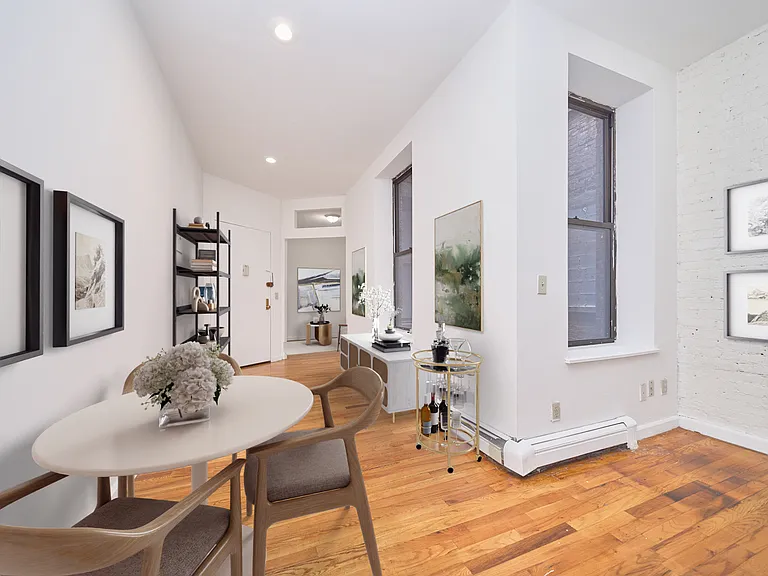 132 W 109th St #3B — Photo 3