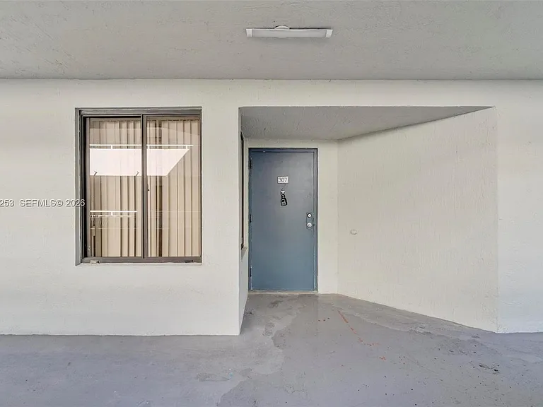 8275 SW 152nd Ave #D-307 — Photo 5