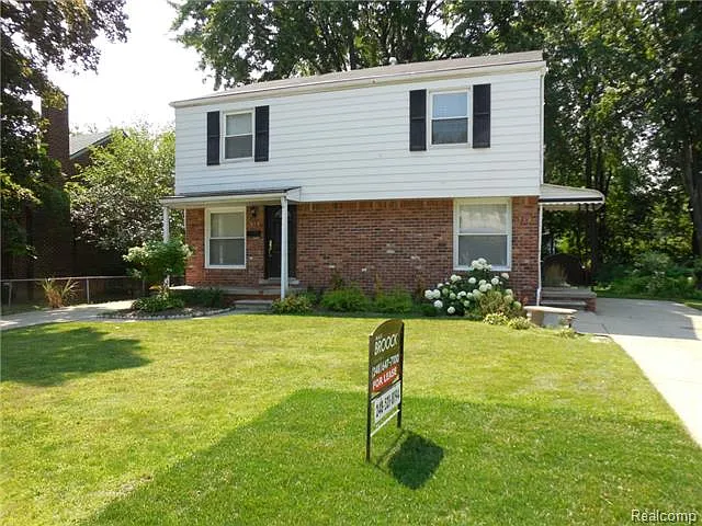 314 Forest Ave photo 1