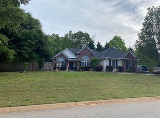 606 Station West Ln, Roebuck, SC 29376
