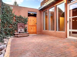 2038 Placita De Quedo, Santa Fe, NM 87505
