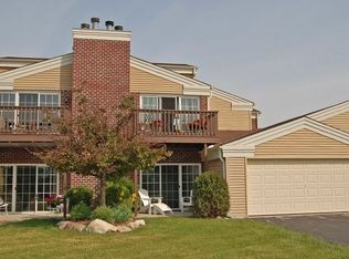 N16W26593 Tall Reeds Ln E, Pewaukee, WI 53072