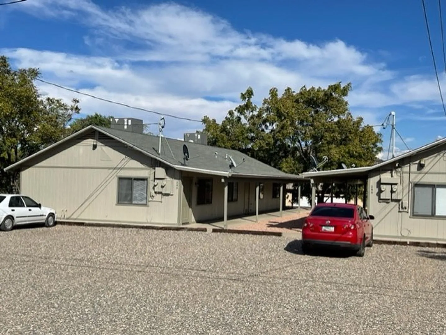 295 S. 18th Place — Photo 1