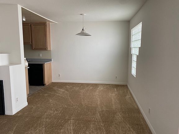 5th image of 4817 Satsuma Ave APT 2