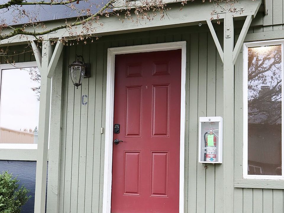 1st image of 1809 NE 116th St