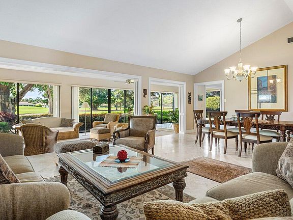 4th image of 4426 Sanderling Lane