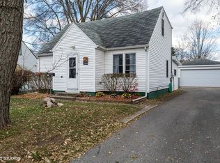 1325 N East End Ave, Round Lake Beach, IL