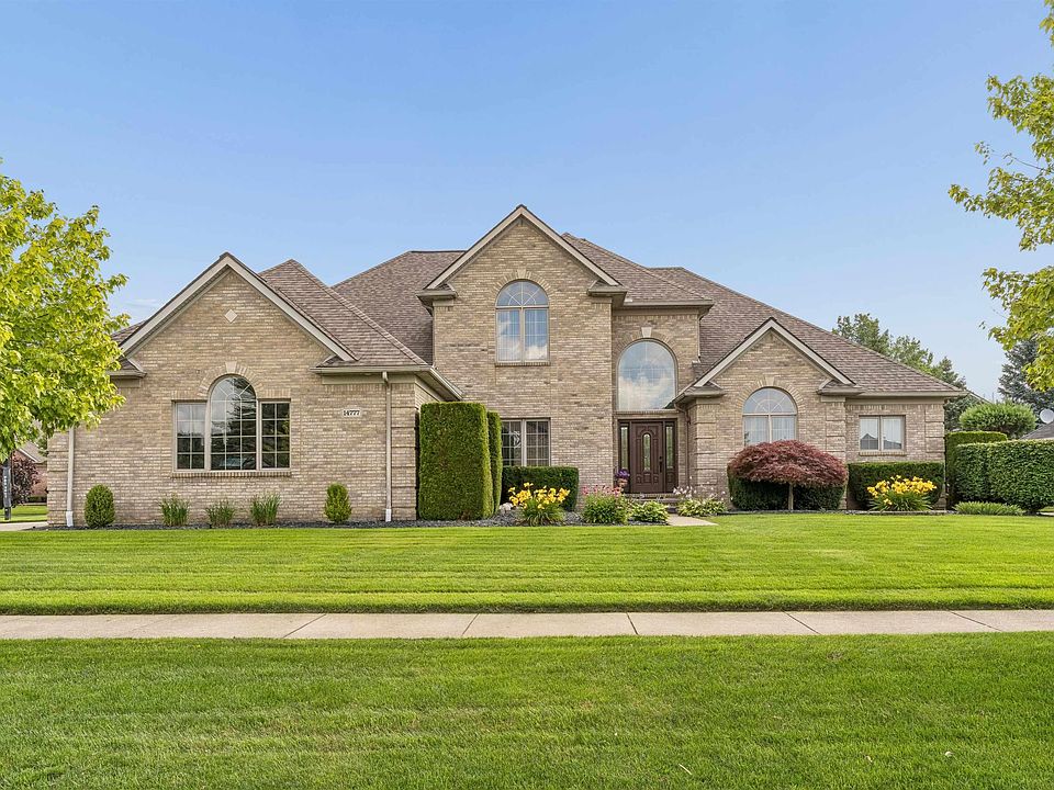 1st image of 14777 Sparrow Dr