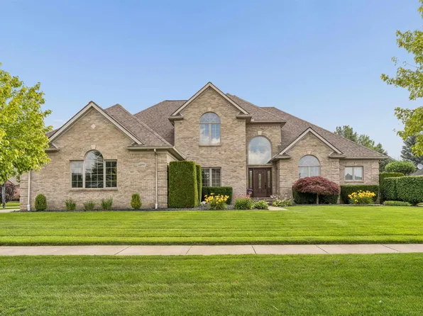 14777 Sparrow Dr, Shelby Township, MI 48315