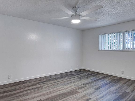 2nd image of 940 Fulton Ave #6fec91d55