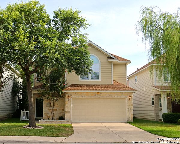1st image of 815 Magnolia Mist