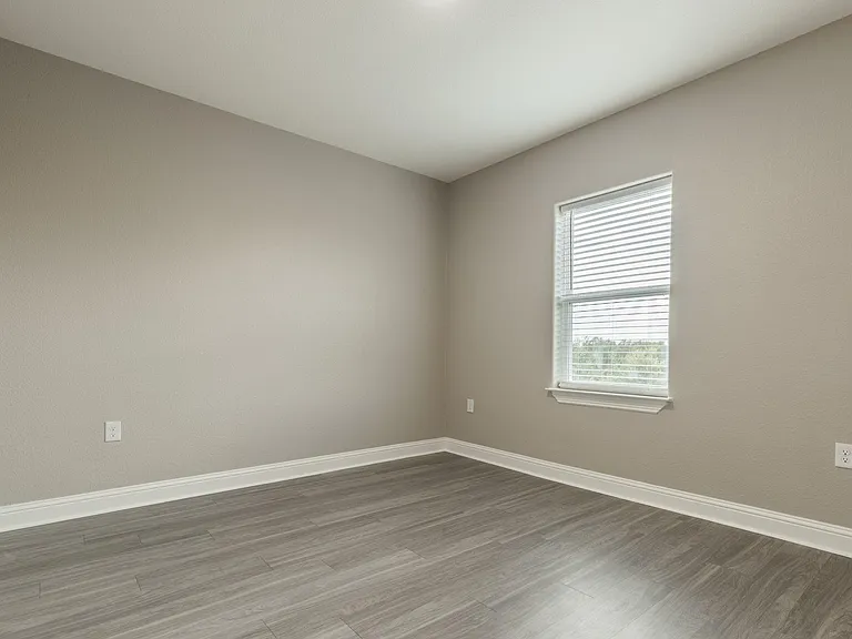 1003 Debby Ct — Photo 12