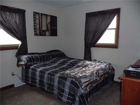 4th image of 18318 Southwood Dr