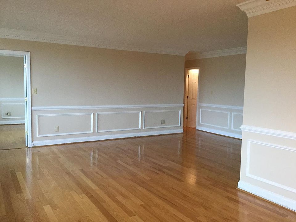 Living area and dining area. Bright and open