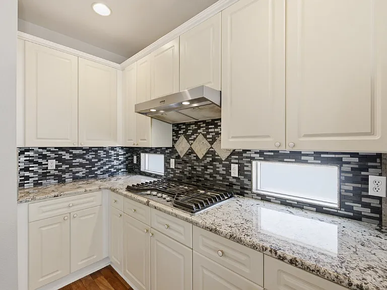 10505 White Pine Dr — Photo 11